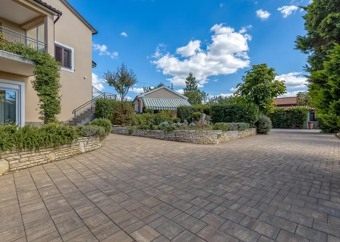 Haus Diana Гостевой дом Канфанар